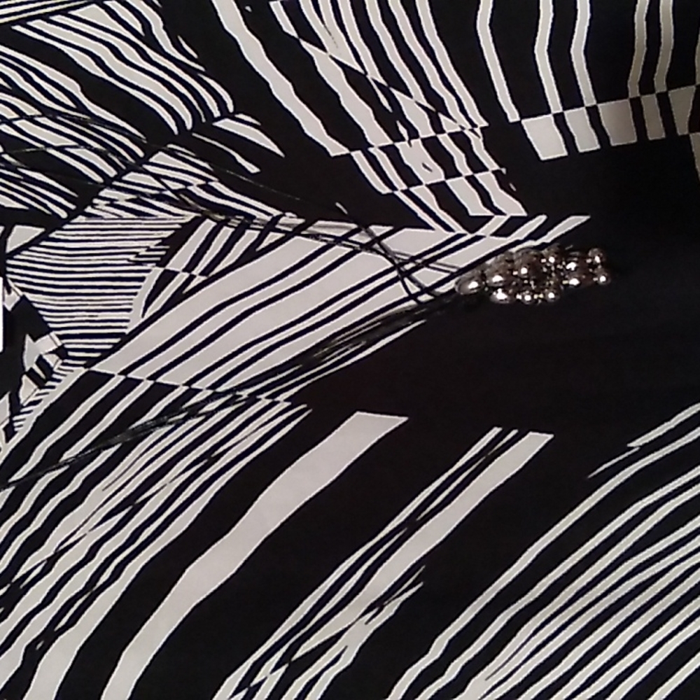 Avenue Lightweight top. 18/20 NWT - Picture 14 of 16